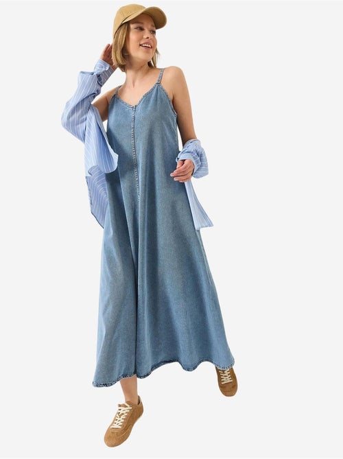 Vestido maxi de ganga com decote em v e fecho de botões lucci - Kiabi Vestido maxi de ganga com decote em v e fecho de botões lucci - Kiabi