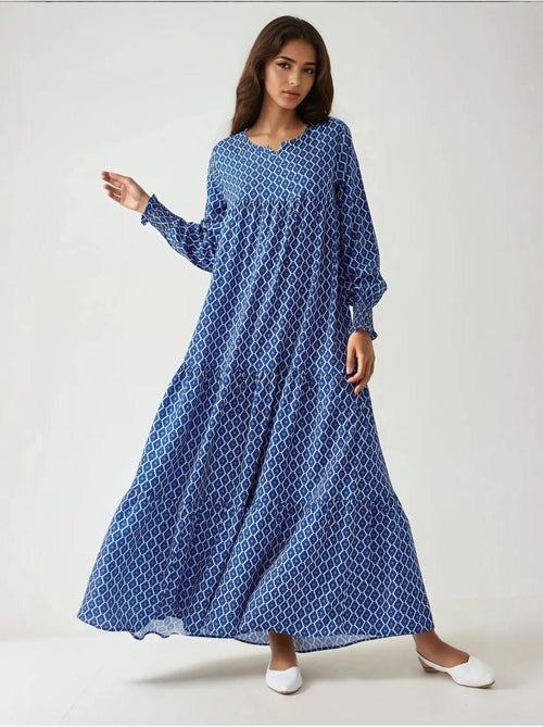 Vestido maxi de viscose estampado com decote redondo hiccup - Kiabi Vestido maxi de viscose estampado com decote redondo hiccup - Kiabi