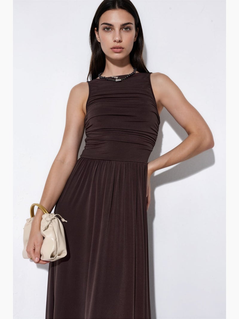 Vestido maxi em linha a com decote barco hiccup Castanho-escuro - Kiabi