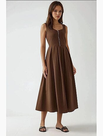 Vestido maxi em linha a com decote redondo e fecho de correr hiccup