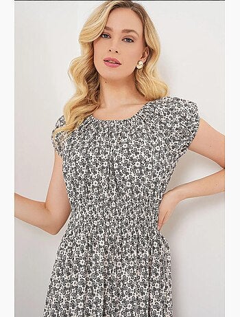 Vestido maxi em linha a floral com detalhes elásticos bdart