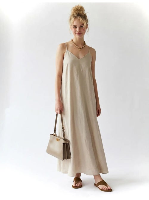 Vestido maxi em linha a sem mangas mixray - Kiabi Vestido maxi em linha a sem mangas mixray - Kiabi