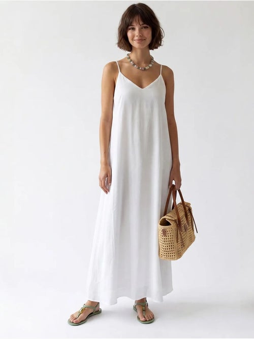Vestido maxi em linha a sem mangas mixray - Kiabi Vestido maxi em linha a sem mangas mixray - Kiabi