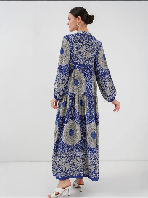 Vestido maxi estampado com decote em v e fecho de botões bdart - Kiabi Vestido maxi estampado com decote em v e fecho de botões bdart - Kiabi