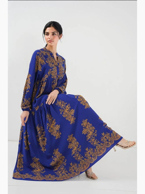 Vestido maxi estampado com decote em v e fecho de botões bdart - Kiabi Vestido maxi estampado com decote em v e fecho de botões bdart - Kiabi
