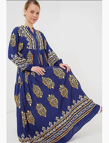 Vestido maxi estampado com decote em v e fecho de botões bdart