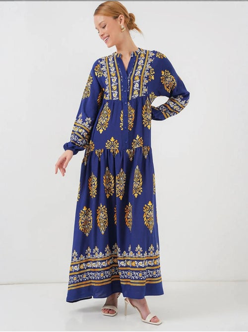 Vestido maxi estampado com decote em v e fecho de botões bdart - Kiabi Vestido maxi estampado com decote em v e fecho de botões bdart - Kiabi