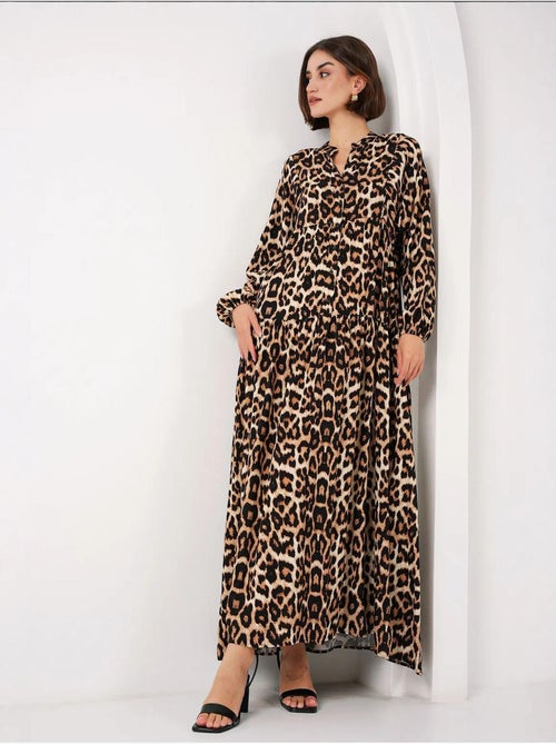 Vestido maxi estampado com decote em v e fecho de botões bdart - Kiabi Vestido maxi estampado com decote em v e fecho de botões bdart - Kiabi