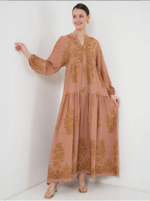 Vestido maxi estampado com decote em v e fecho de botões bdart - Kiabi Vestido maxi estampado com decote em v e fecho de botões bdart - Kiabi