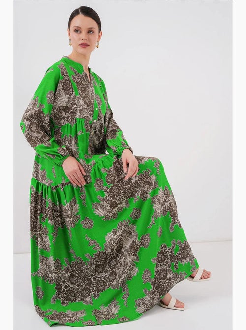 Vestido maxi estampado com decote em v e fecho de botões bdart - Kiabi Vestido maxi estampado com decote em v e fecho de botões bdart - Kiabi