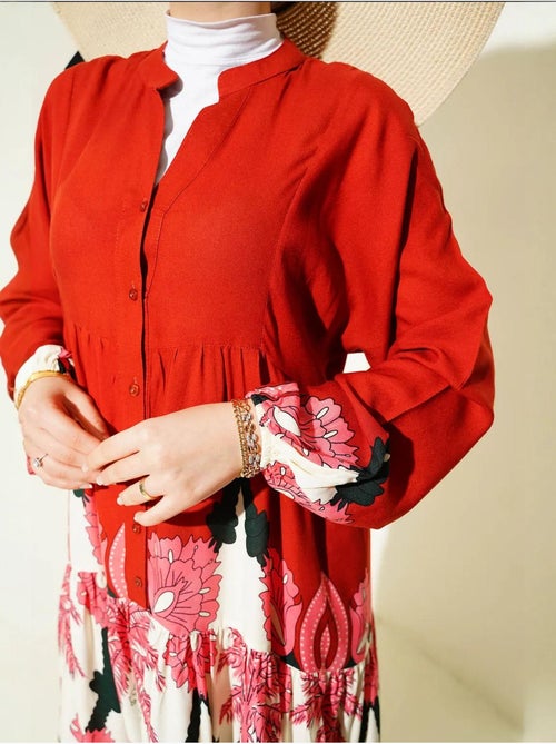Vestido maxi estampado com decote em v e fecho de botões bdart - Kiabi Vestido maxi estampado com decote em v e fecho de botões bdart - Kiabi