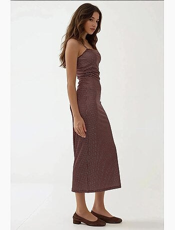 Vestido maxi estampado com decote quadrado e detalhe em renda hiccup