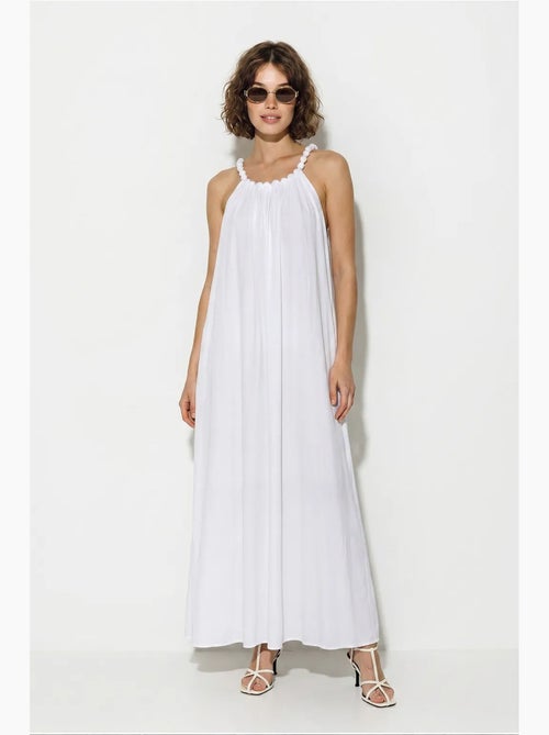 Vestido maxi feminino com decote halter e bolso lucci - Kiabi Vestido maxi feminino com decote halter e bolso lucci - Kiabi