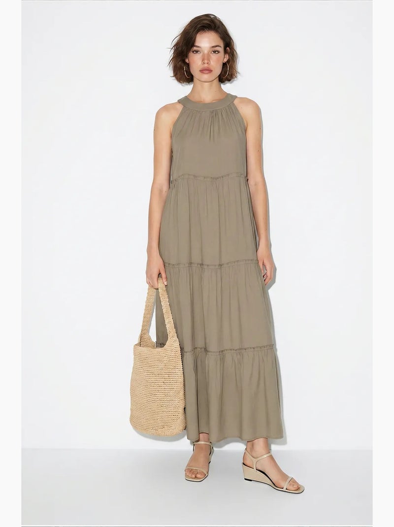 Vestido maxi feminino com decote halter lucci Cáqui - Kiabi