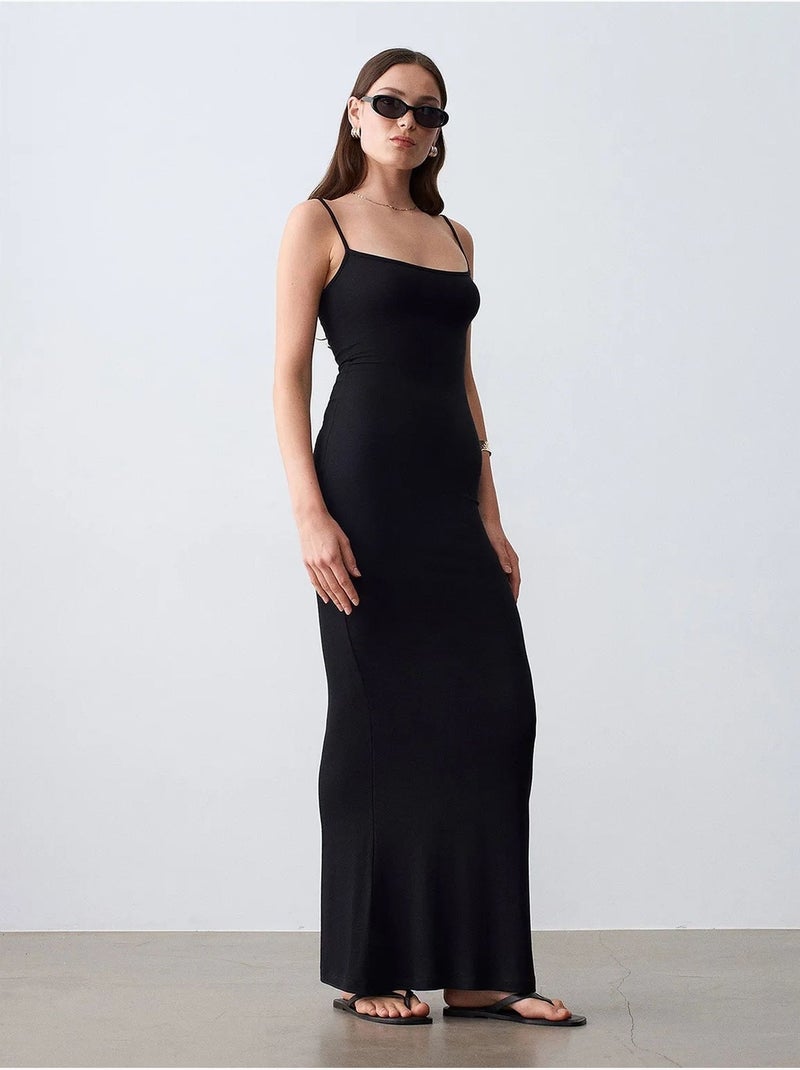 Vestido maxi justo canelado dilvin Preto - Kiabi