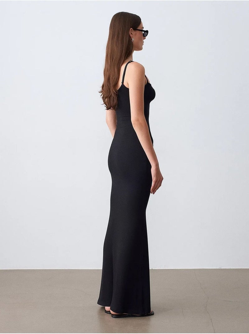 Vestido maxi justo canelado dilvin Preto - Kiabi
