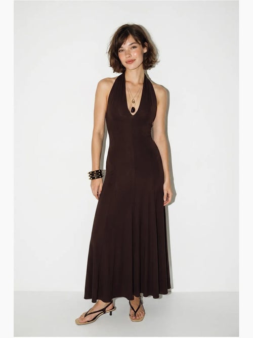 Vestido maxi justo com decote halter lucci - Kiabi