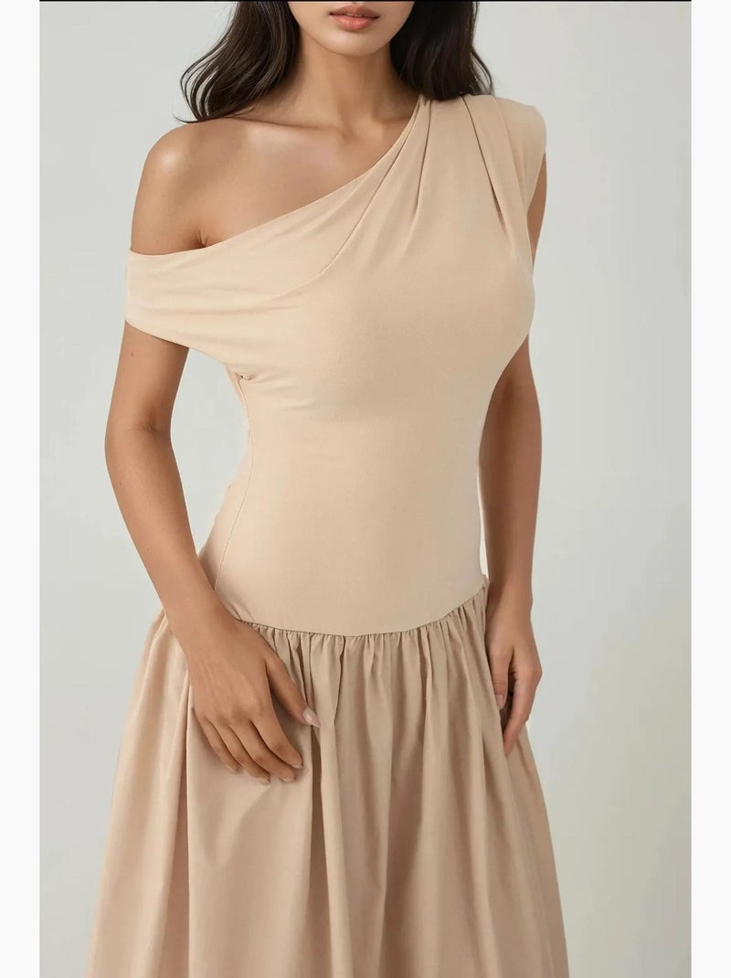Vestido maxi justo com gola assimétrica hiccup Creme - Kiabi