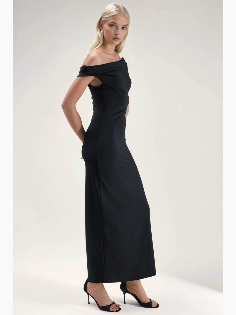 Vestido maxi justo com gola assimétrica hiccup Preto - Kiabi