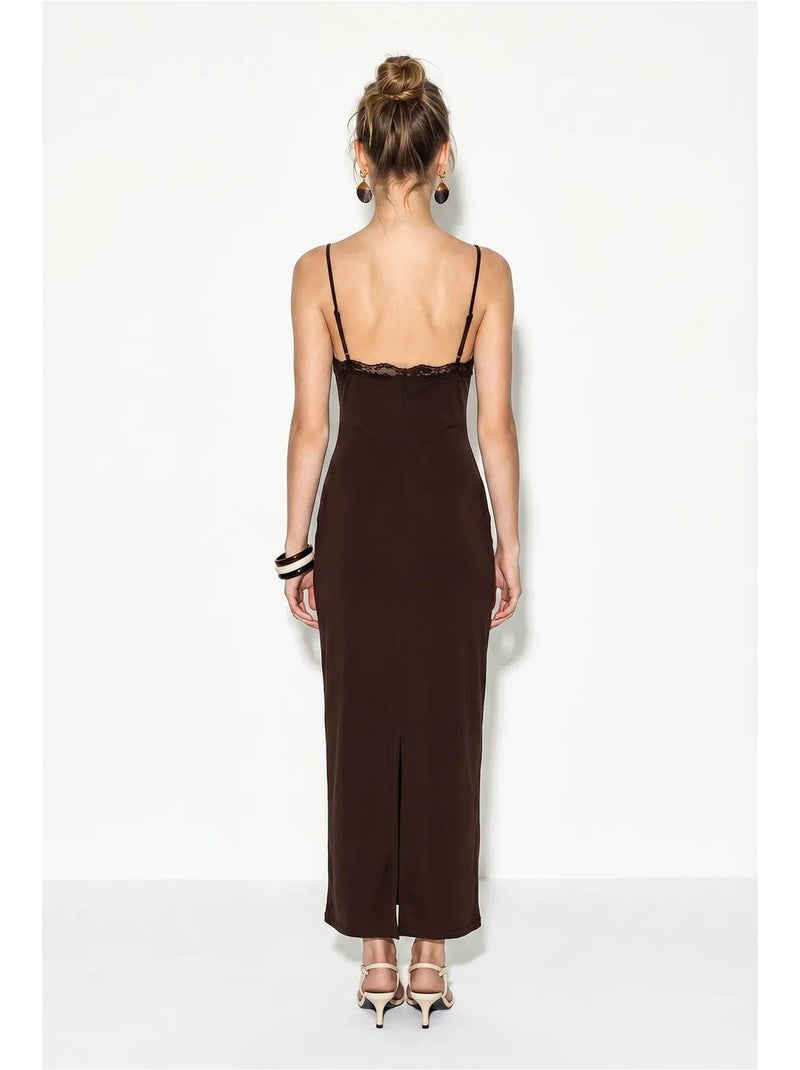 Vestido maxi justo em renda lucci Castanho-chocolate - Kiabi