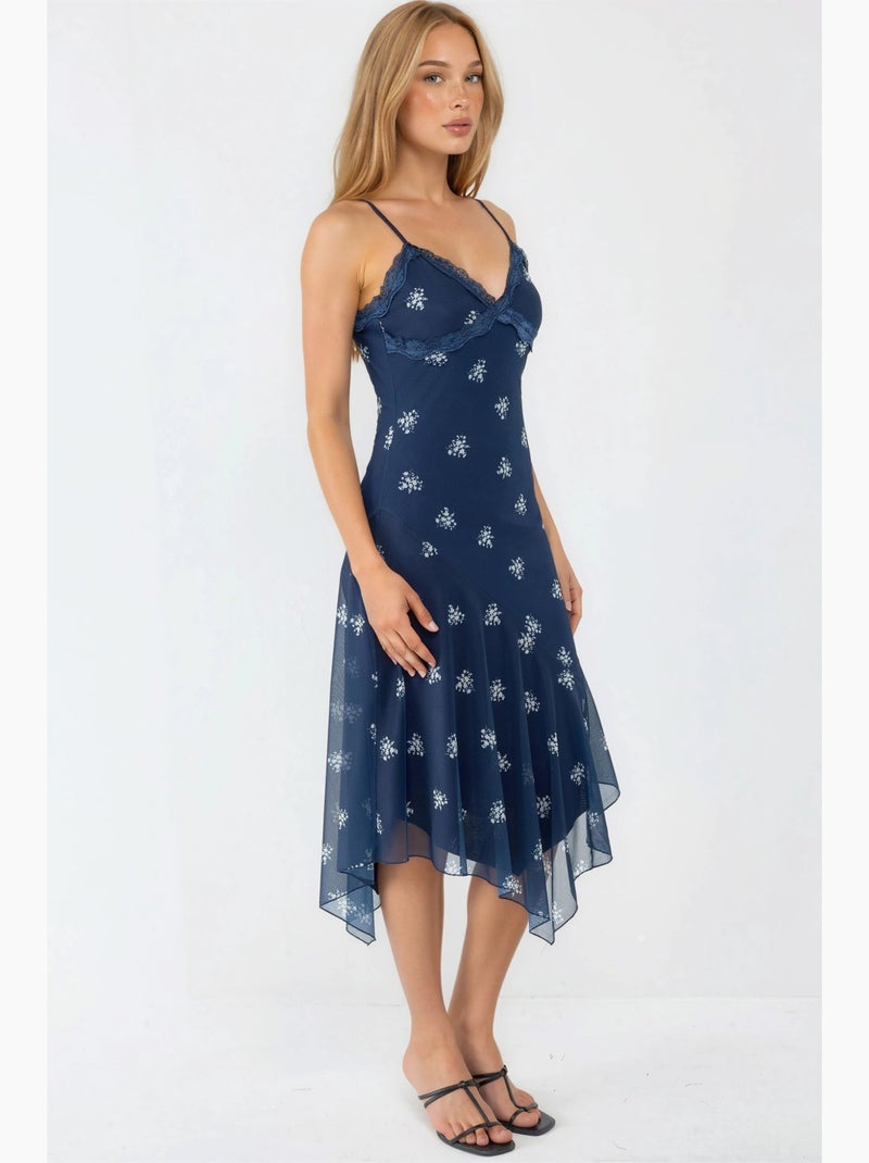 Vestido maxi justo estampado com decote em v e detalhe em renda hiccup Azul-marinho - Kiabi