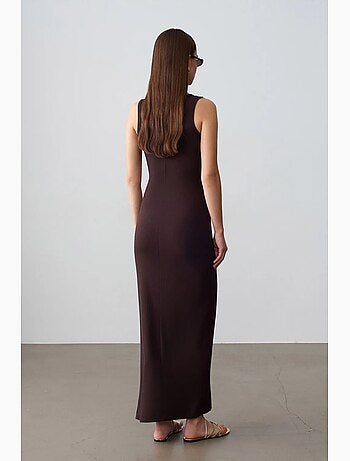 Vestido maxi justo sem mangas canelado dilvin