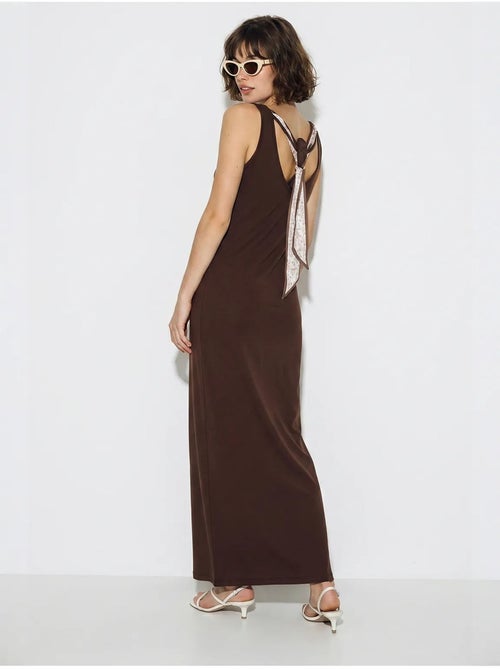 Vestido maxi reto sem mangas com fenda lucci - Kiabi Vestido maxi reto sem mangas com fenda lucci - Kiabi
