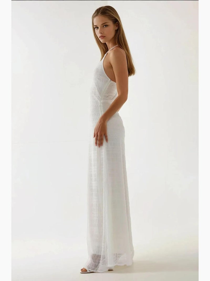 Vestido maxi texturizado com decote halter hiccup Branco - Kiabi