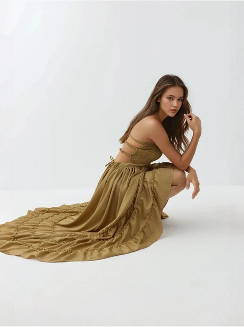 Vestido maxi texturizado com decote quadrado hiccup - Kiabi Vestido maxi texturizado com decote quadrado hiccup - Kiabi