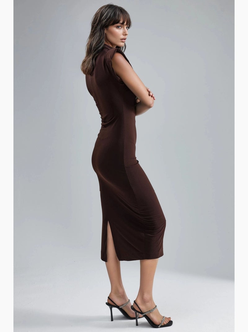 Vestido midi acolchoado com detalhes de racha busem Castanho-escuro - Kiabi