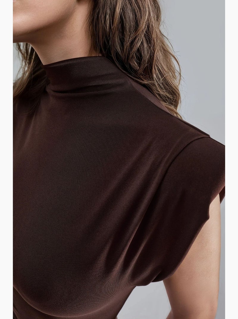 Vestido midi acolchoado com detalhes de racha busem Castanho-escuro - Kiabi