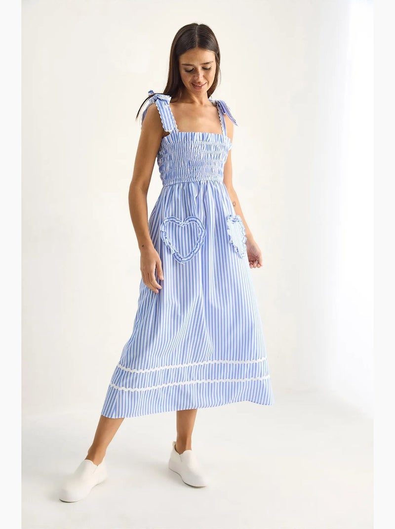 Vestido midi às riscas com gola quadrada lucci Azul-céu - Kiabi