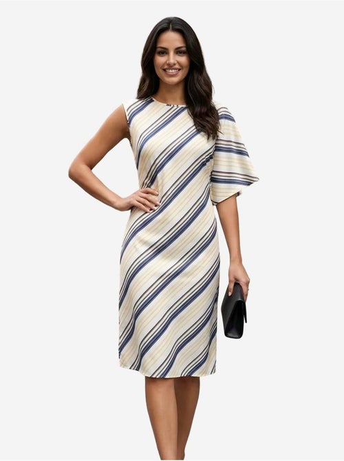 Vestido midi às riscas em liocel my fashion - Kiabi Vestido midi às riscas em liocel my fashion - Kiabi