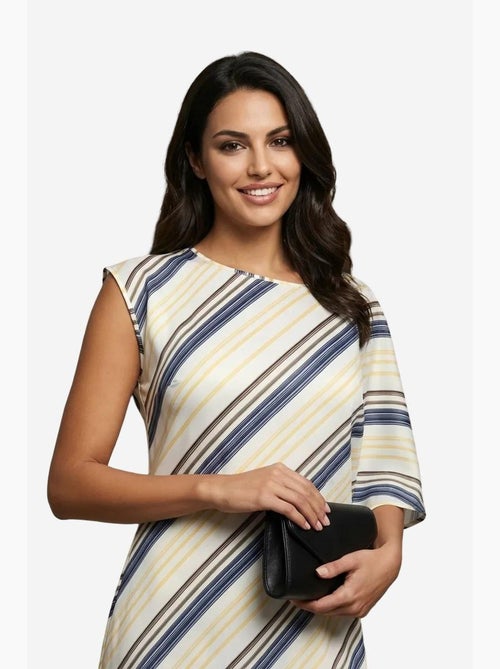 Vestido midi às riscas em liocel my fashion - Kiabi Vestido midi às riscas em liocel my fashion - Kiabi