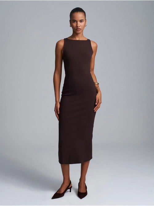 Vestido midi bodycon sem mangas com racha dilvin - Kiabi Vestido midi bodycon sem mangas com racha dilvin - Kiabi