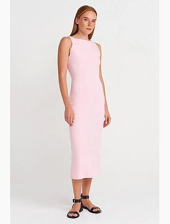 Vestido midi bodycon sem mangas com racha dilvin