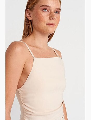 Vestido midi bodycon sem mangas dilvin