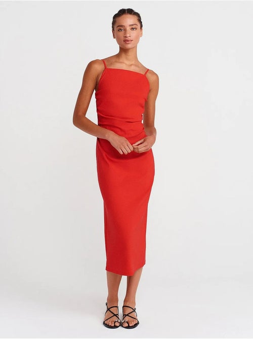 Vestido midi bodycon sem mangas dilvin - Kiabi Vestido midi bodycon sem mangas dilvin - Kiabi
