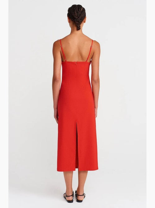 Vestido midi bodycon sem mangas dilvin - Kiabi Vestido midi bodycon sem mangas dilvin - Kiabi