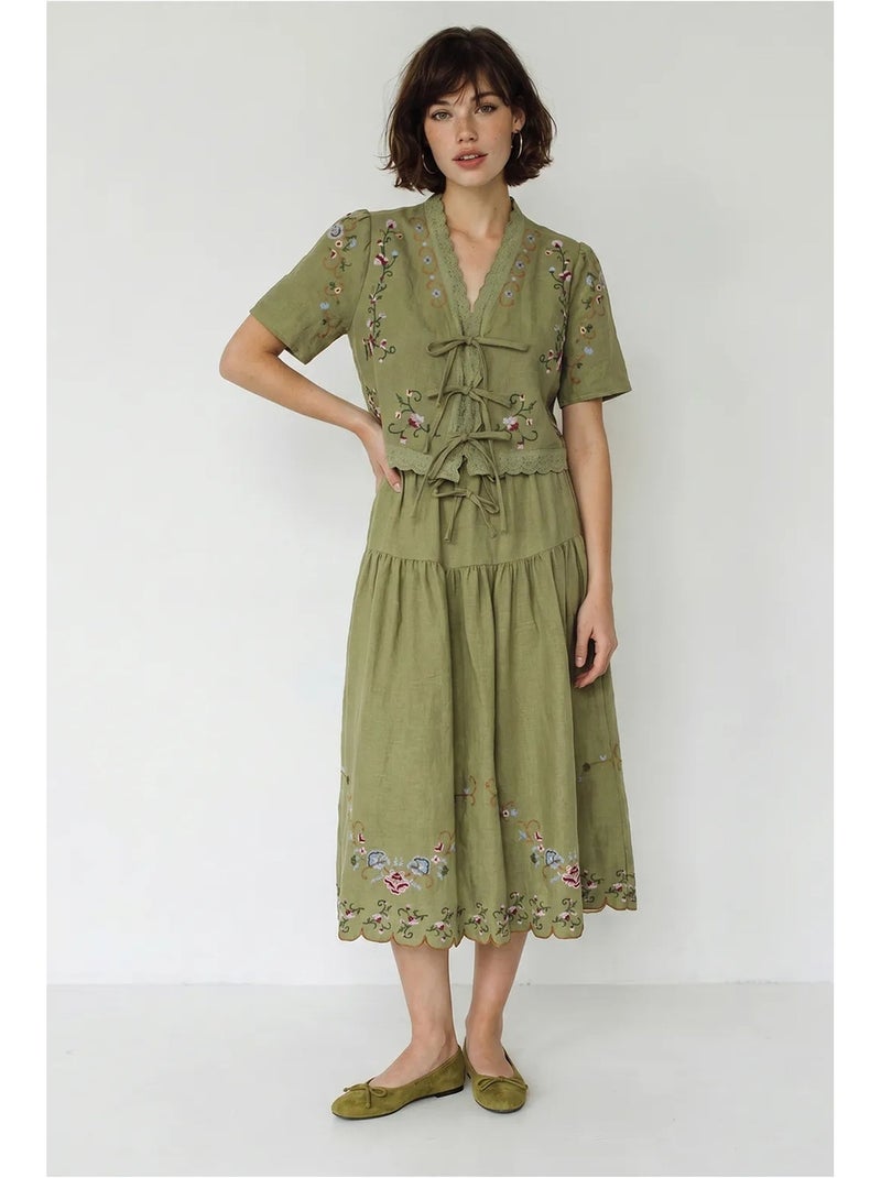 Vestido midi bordado com decote em v lucci Cáqui - Kiabi