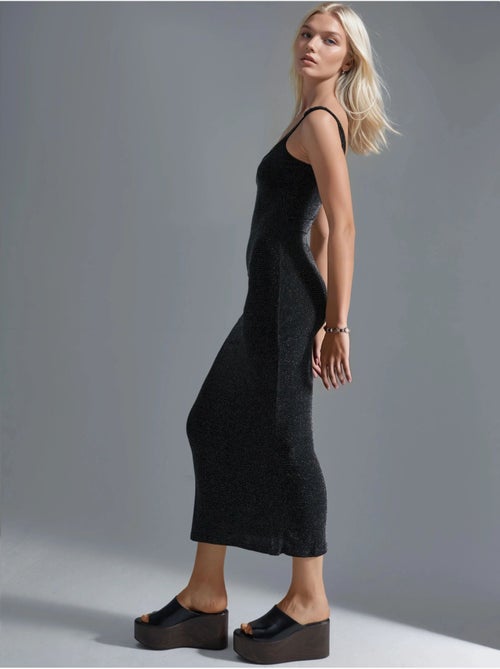 Vestido midi brilhante com decote em u busem - Kiabi Vestido midi brilhante com decote em u busem - Kiabi