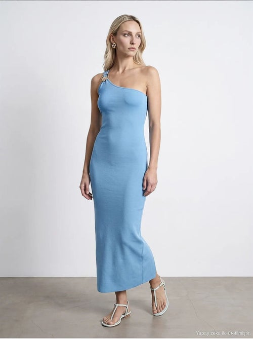 Vestido midi canelado assimétrico de um ombro só dilvin - Kiabi Vestido midi canelado assimétrico de um ombro só dilvin - Kiabi