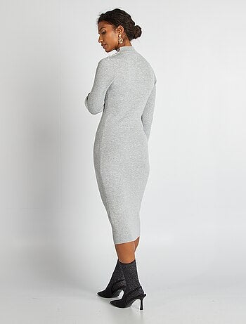 Vestido midi canelado