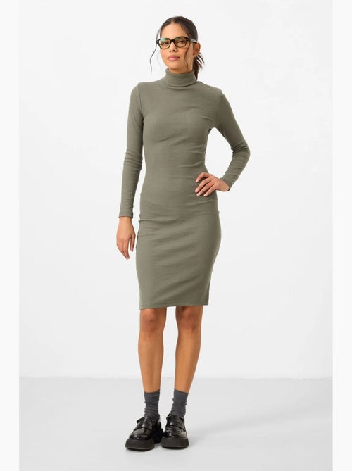 Vestido midi canelado de gola alta tommy - Kiabi Vestido midi canelado de gola alta tommy - Kiabi