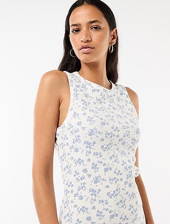 Vestido midi canelado sem mangas
