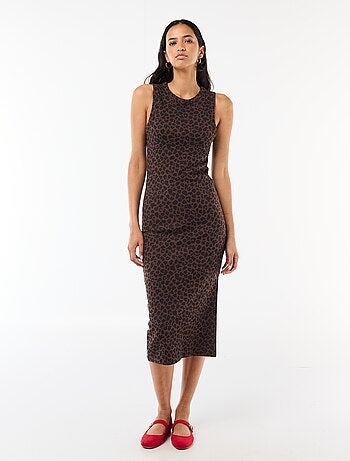 Vestido midi canelado sem mangas