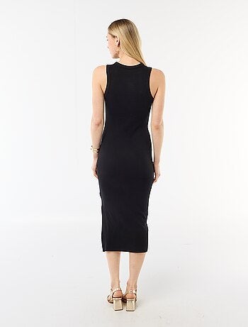 Vestido midi canelado sem mangas