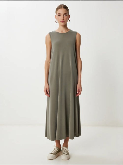 Vestido midi casual de corte solto com bolsos istanbul - Kiabi Vestido midi casual de corte solto com bolsos istanbul - Kiabi