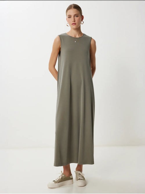 Vestido midi casual de corte solto com bolsos istanbul - Kiabi Vestido midi casual de corte solto com bolsos istanbul - Kiabi