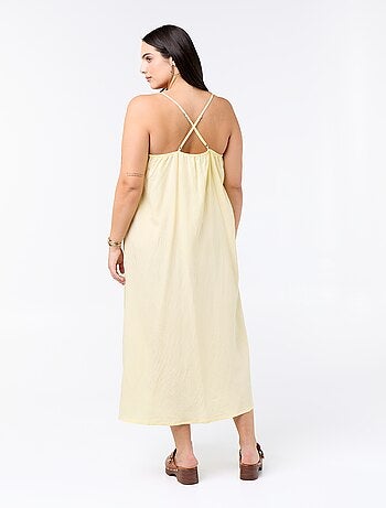 Vestido midi com alças ajustáveis